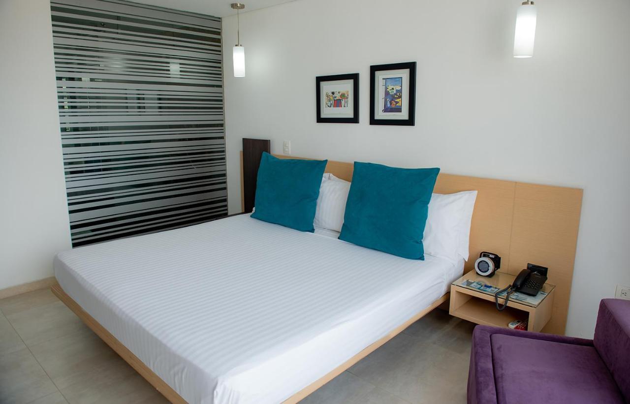 Hotel Casablanca Кукута Екстер'єр фото