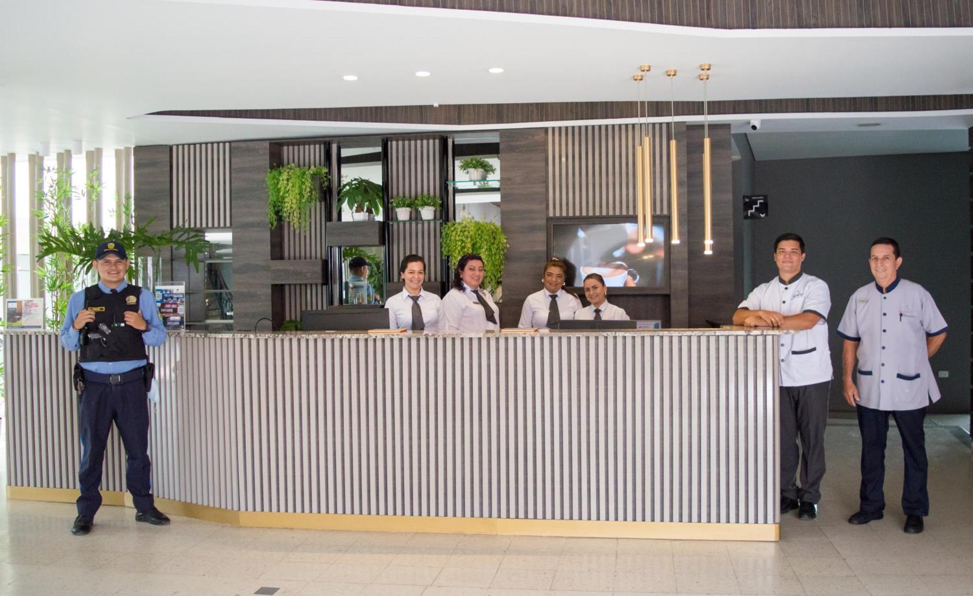Hotel Casablanca Кукута Екстер'єр фото