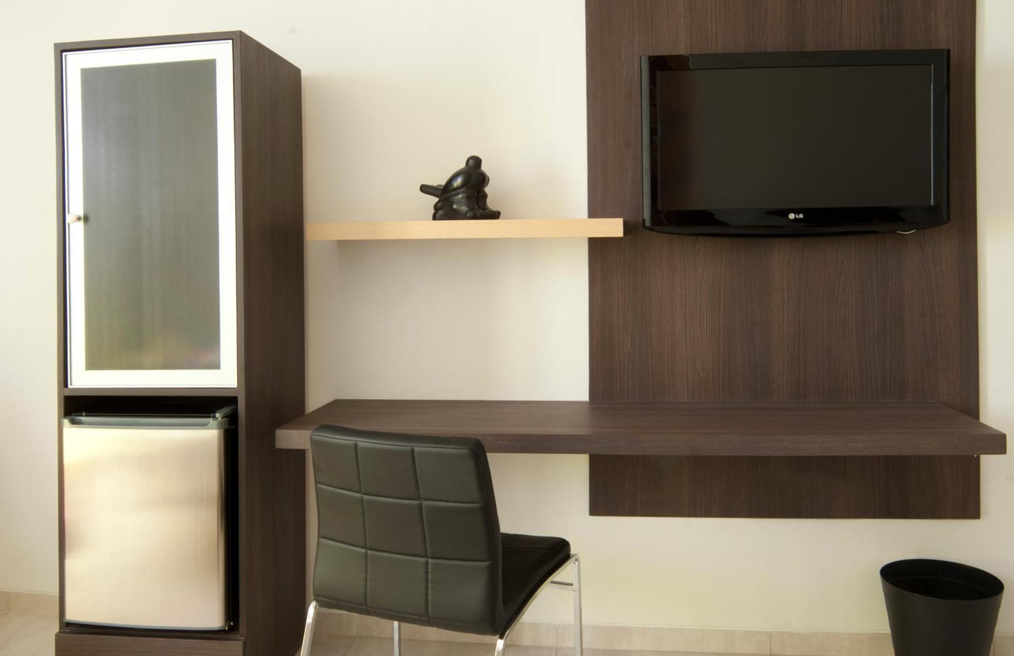 Hotel Casablanca Кукута Номер фото
